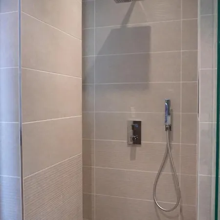 Apartman Rue Poncelet - 17 *