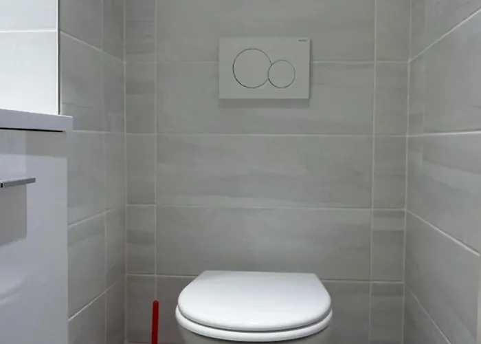 17 In Lively Village Style Poncelet District 파리